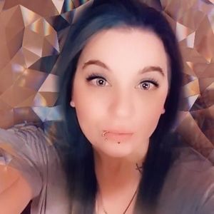 Meet your Posher, Clo